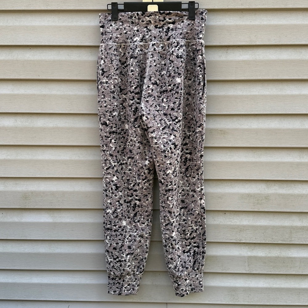 Athleta | Salutation Textured Jogger Pant size Medium - Picture 5 of 9